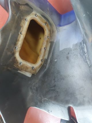 Depósito gasolina Aprilia Pegaso 650