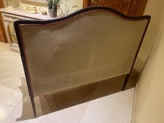 Sofá antiguo estilo Luis XVI