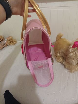 Perro peluche y bolso rosa