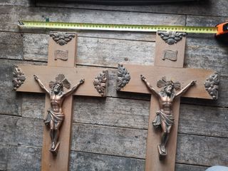 Crucifijos antiguos de madera (2)