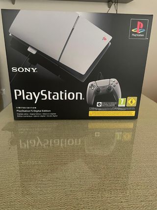 PS5 Digital Edition 30th (30 aniversario)