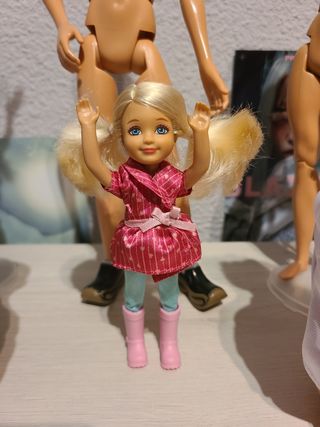 Lote muñecas Barbie y My Scene