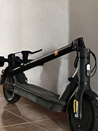 Patinete electrico Xiammy Pro. segunda Generacion