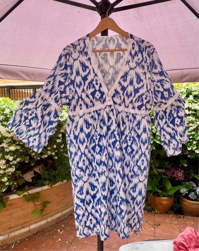 Vestido azul y blanco verano