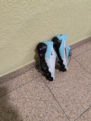 Zapatillas Nike Phantom Vision 38