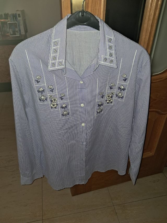 Camisa rayas azul-blanca