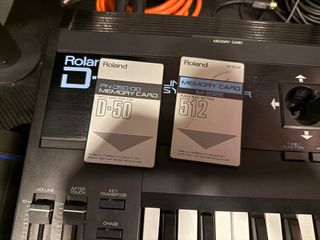 Roland D-50 original + tarjeta ROM D50 + M-512