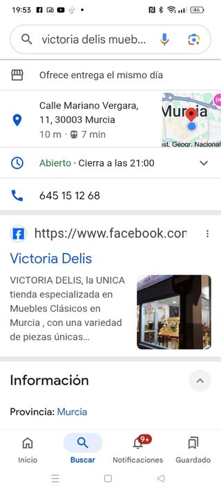 Vitrina dorada estilo Luis XV