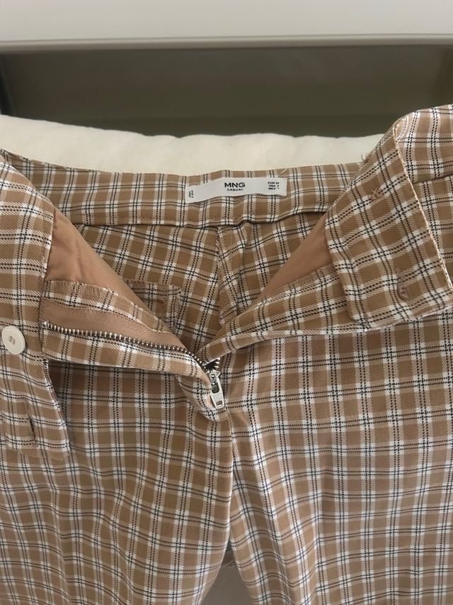 Pantalones cuadros Mng beige