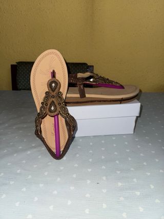 Sandalias nuevas