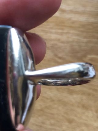 Gran aniillo de plata 925 y Ónix negro