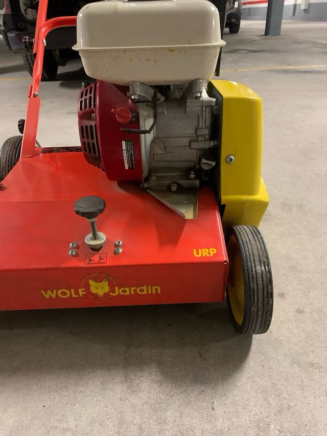 máquina para quitar el musgo ￼