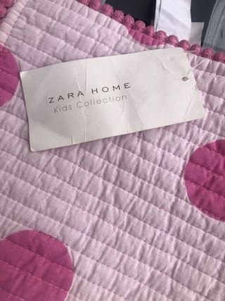 Edredón decorativo Zara Home - Rosa