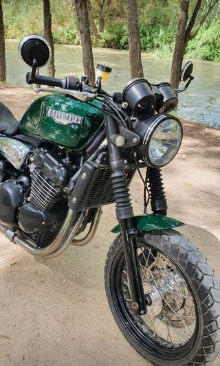 Triumph Legend 900 TT Café racer