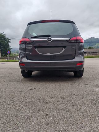 Opel Zafira Tourer 2015