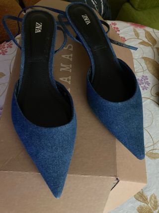 Zapatos Zara tacón bajo - Azul
