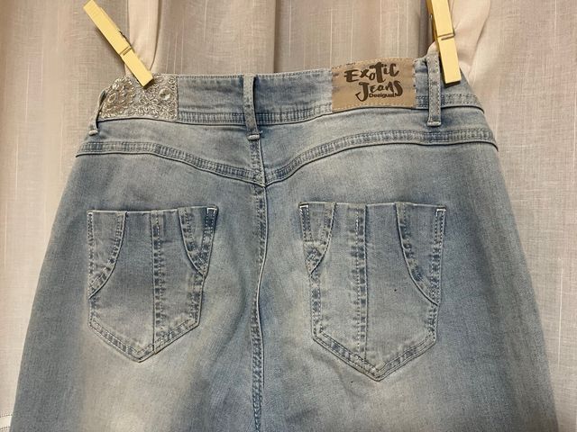 Vaqueros Desigual bordados -talla 30