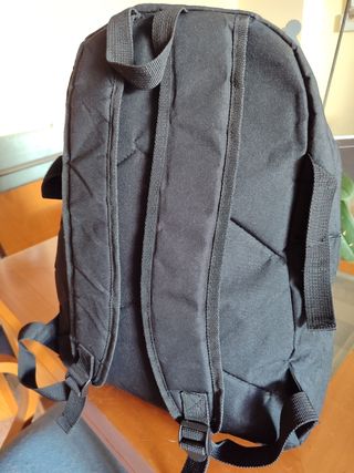 Mochila Anne Stokes negra. Ángel. Gótico. Dark. 