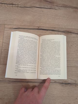 El Color de la Magia (Mundodisco 1) (Discworld)...