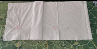 Trozo sábana bordada antigua 1,86x86,5cm