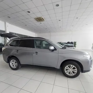 Mitsubishi Outlander 2014