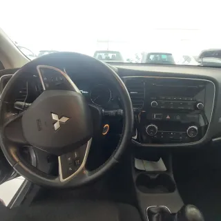 Mitsubishi Outlander 2014
