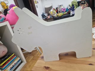 Revistero perro Chipie blanco metal