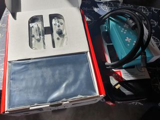 Nintendo Switch OLED - Blanca