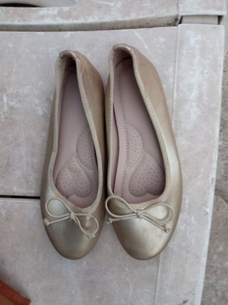 Bailarinas doradas niña talla 36
