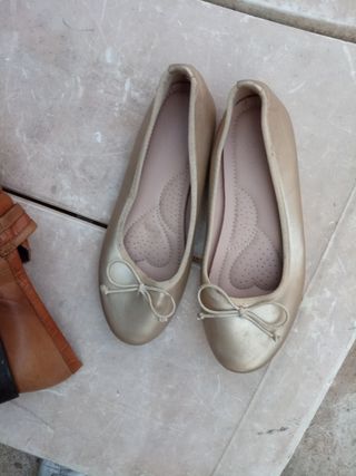 Bailarinas doradas niña talla 36