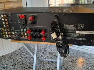 Sherwood R-325RDS: Receptor AV
