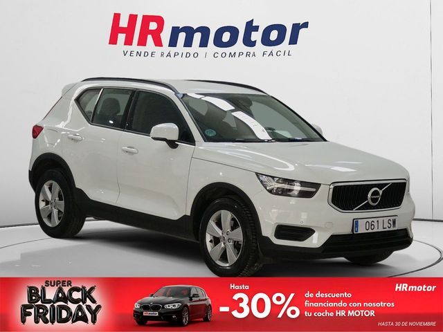 Volvo XC40 Momentum Core 2WD