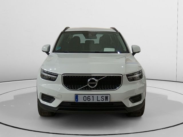 Volvo XC40 Momentum Core 2WD