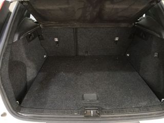 Volvo XC40 Momentum Core 2WD