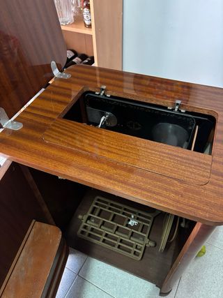 Máquina coser Alfa Antigua