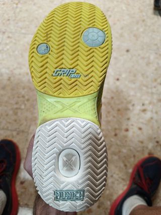 Zapatillas Munich pádel - amarillas y azules