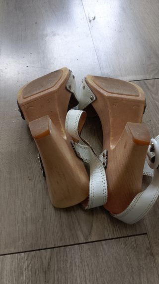Sandalias Betty London blancas