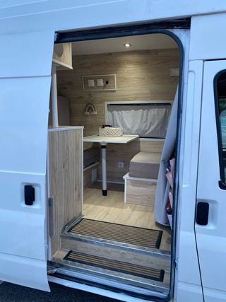 Camper L4H3 Ford Transit 2005