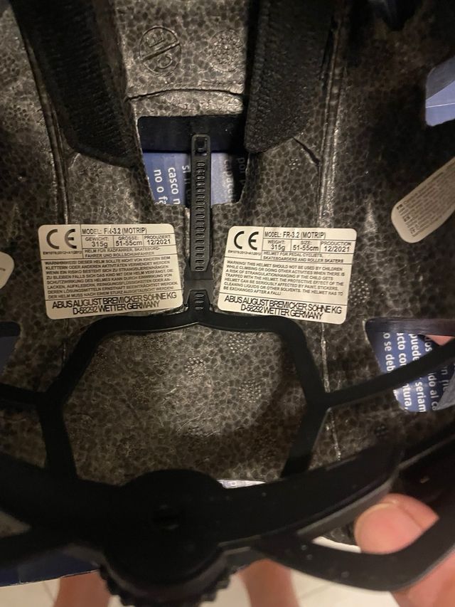 Casco bici Abus Cravity nero