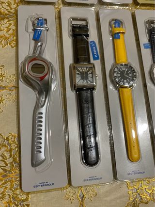 12 Orologi da Polso - Vari Modelli