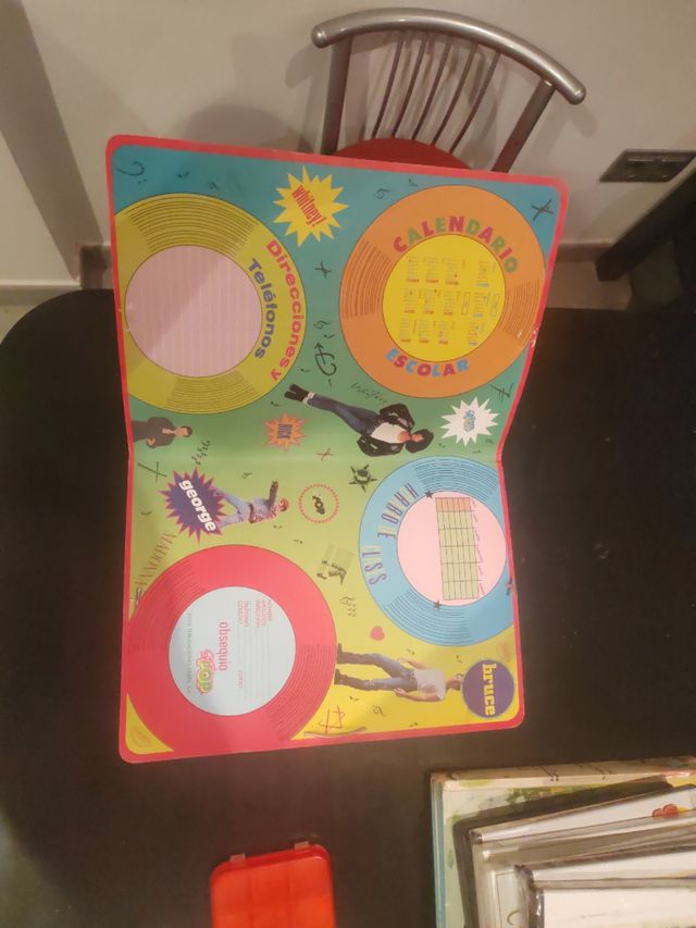 Carpeta superpop vintage 90s