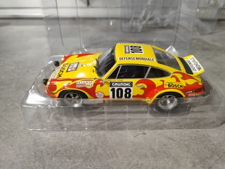 Porsche 911 Carrera 1/18