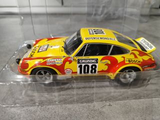 Porsche 911 Carrera 1/18