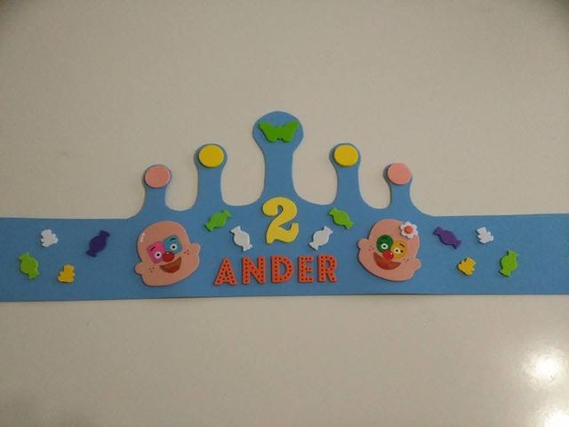 Corona  cumpleaños de goma eva