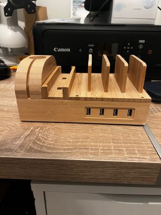Base carga bambú con soporte de Apple Watch