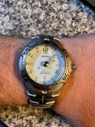Relógio Seiko Kinetic  Auto Relay- Prata & Branco