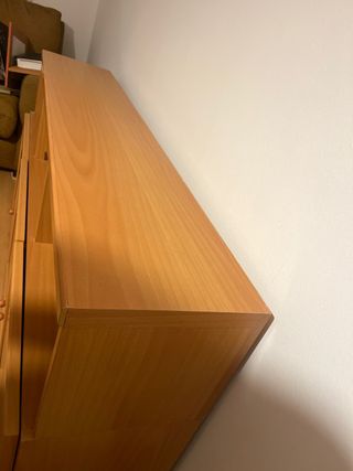 Mueble salón madera 3 puertas.