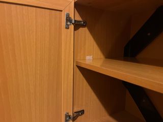 Mueble salón madera 3 puertas.