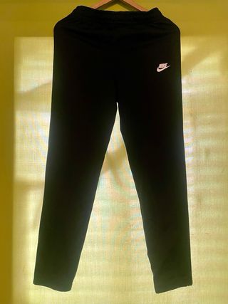 Conjunto Deportivo Nike - S/M - Blanco y Negro