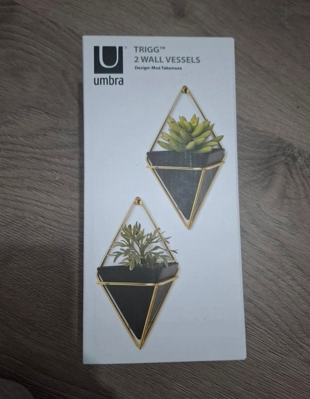 Jarrón vintage para la pared.